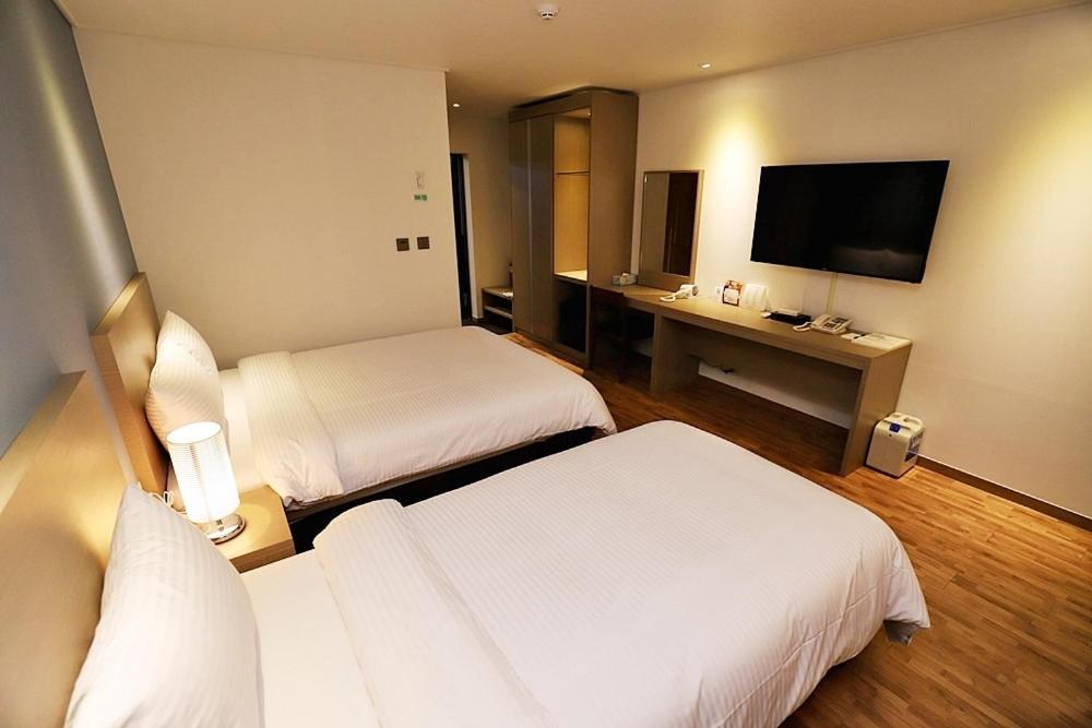Sea Moon Tourist Hotel Incheon Exterior foto